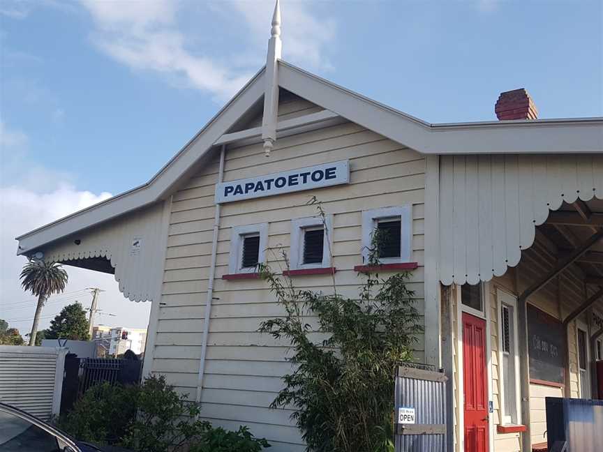 La Gare Café, Papatoetoe, New Zealand