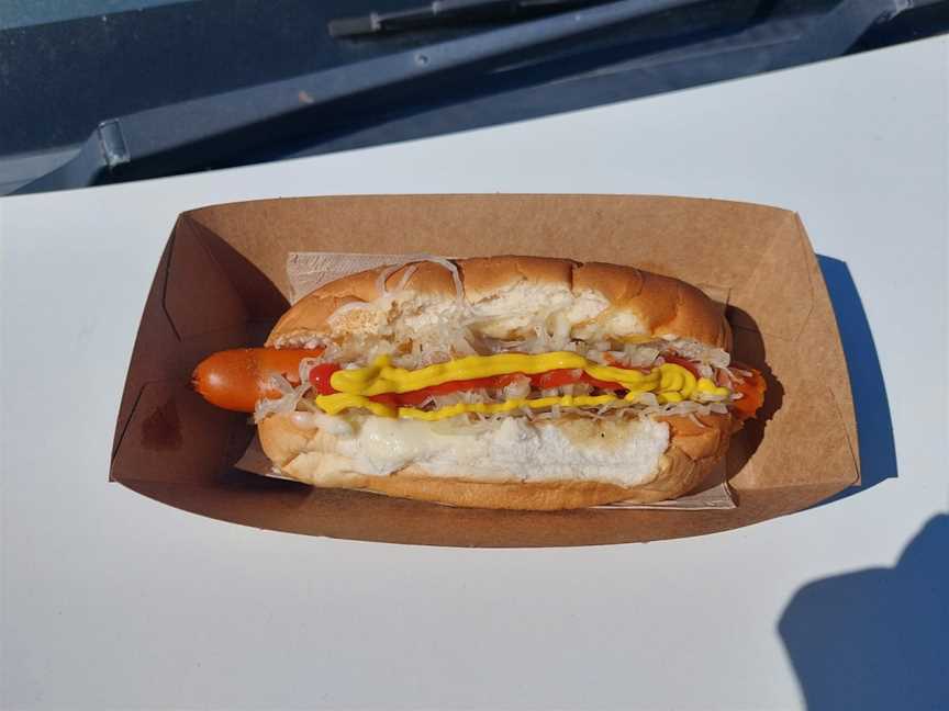 Let's be Frank American Bluff hotdog stand, Bluff, New Zealand