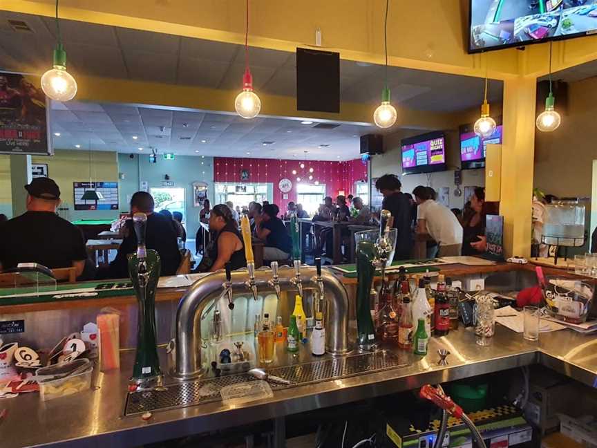 Lucky's SportsBar and Restaurant, Howick, New Zealand