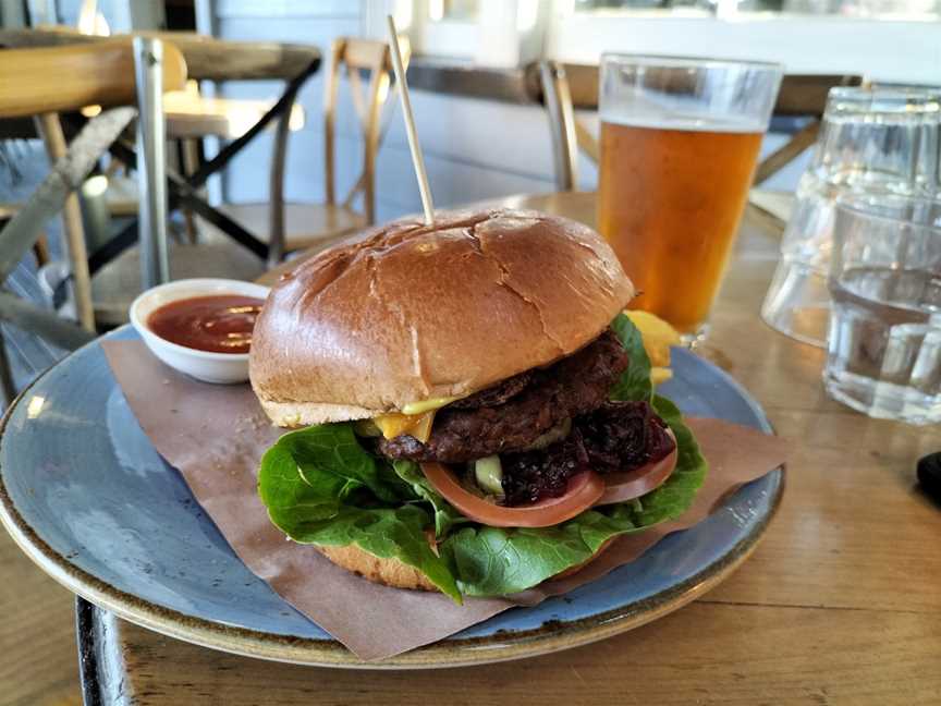 Matakana Village Pub, Matakana, New Zealand