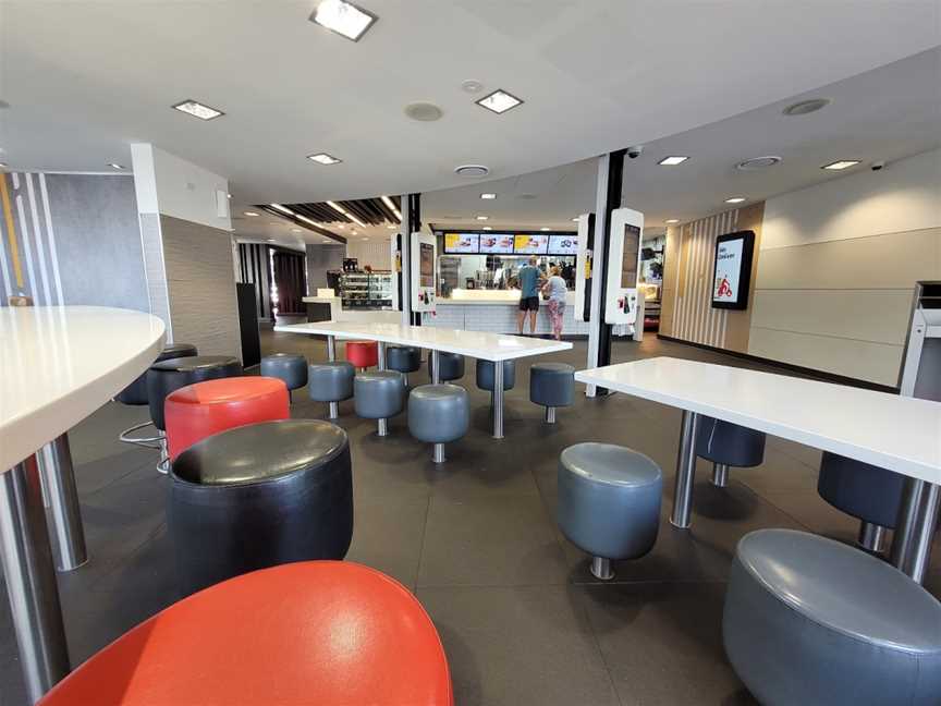 McDonald's Upper Hutt, Upper Hutt Central, New Zealand