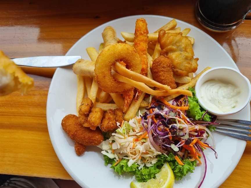 Moeraki Tavern, Moeraki, New Zealand