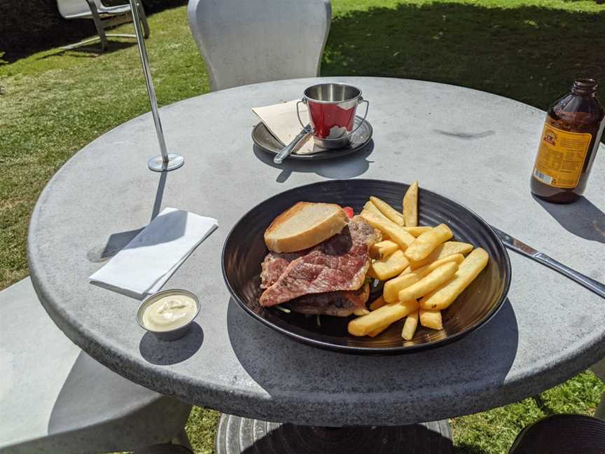 Mountain View Bakery and Hot Food, Pirongia, New Zealand