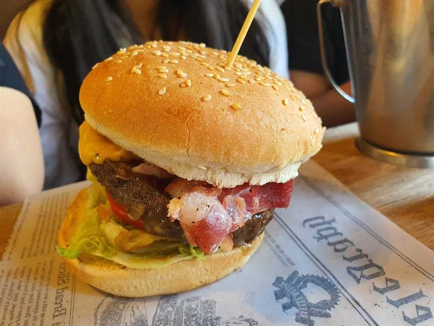 Mud Bay Cafe, Urenui, New Zealand