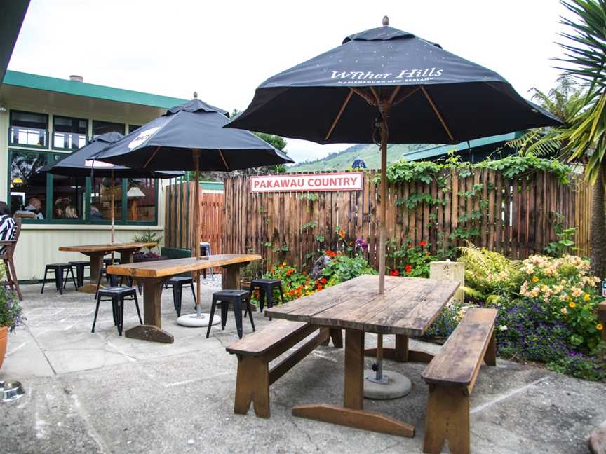 Old School Cafe, Bar and Restaurant, Collingwood, New Zealand