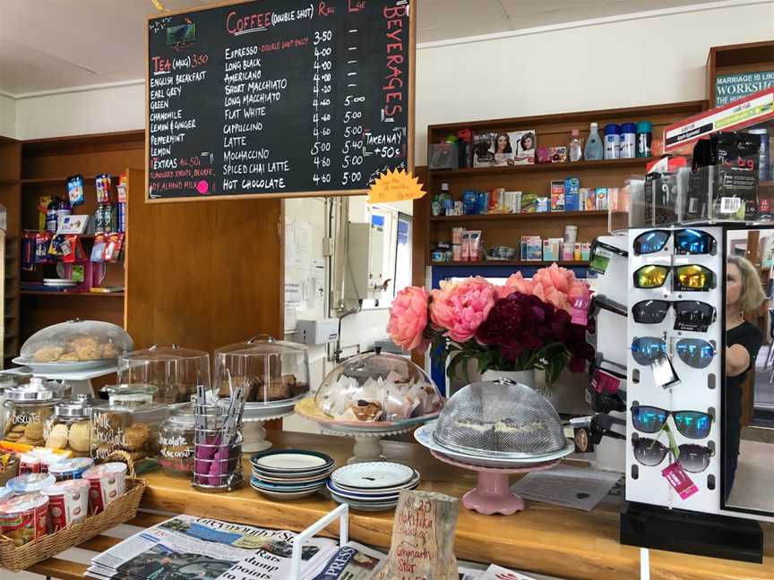 On the Spot Pukeko Store And Cafe, Harihari, New Zealand