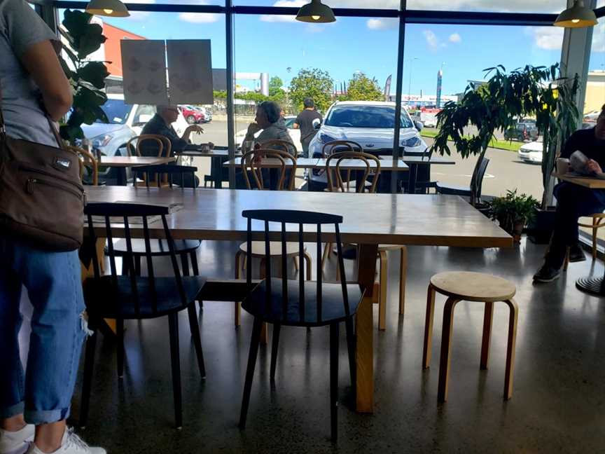 Paramount Cafe, Henderson, New Zealand