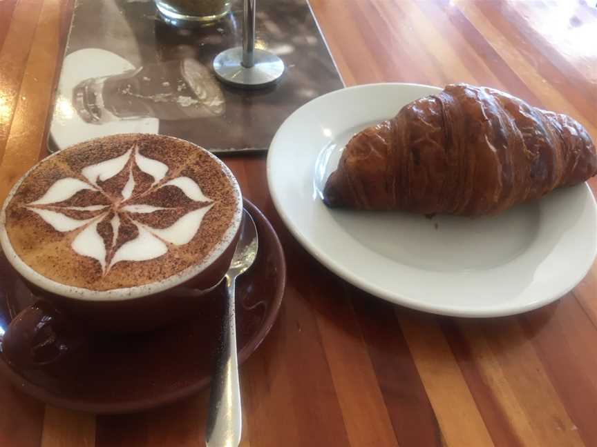 Patisserie Royale, Motueka, New Zealand