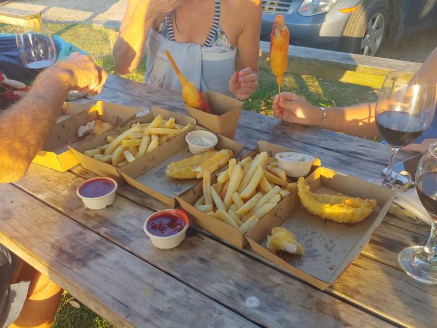 SHAG SHACK Burgers-Fish & Chips, Coromandel, New Zealand