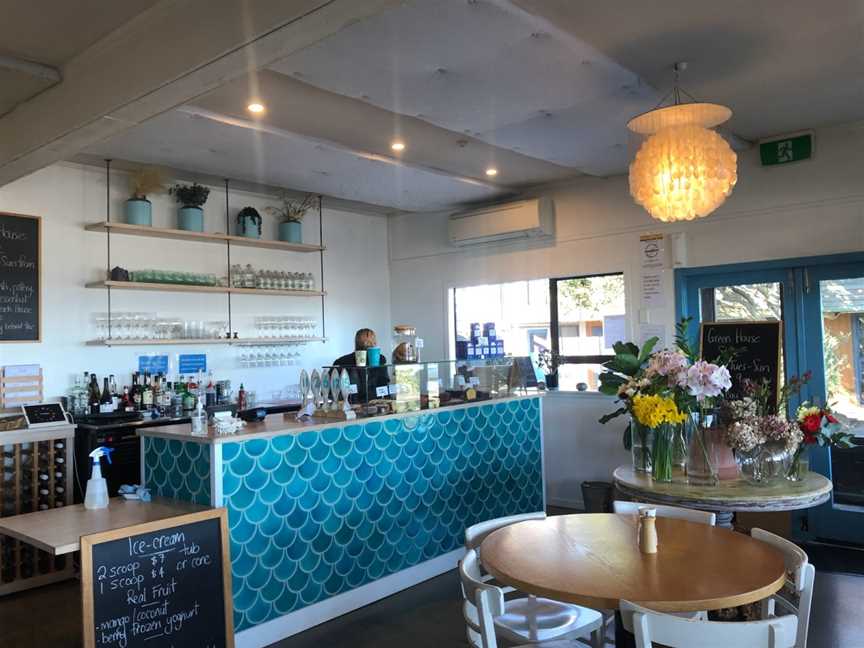 The Beach House and Kiosk, Island Bay, New Zealand