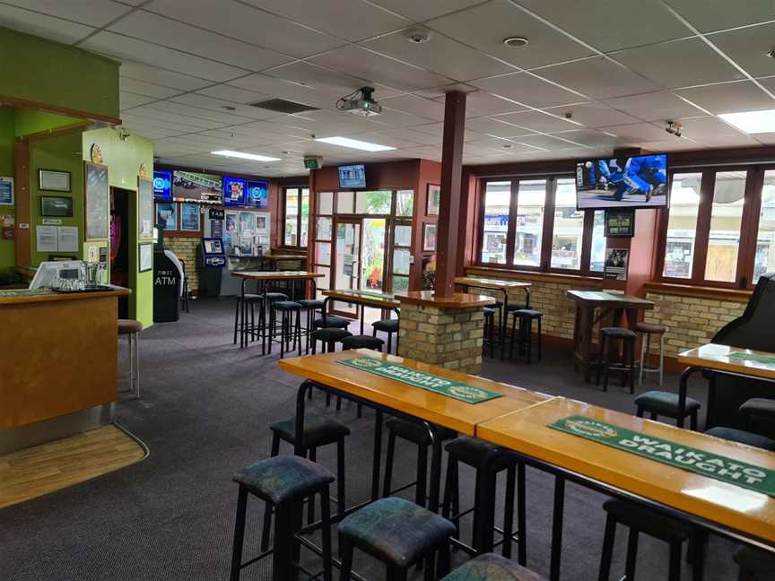 The Frankton Hotel (Aleways inn sports bar), Frankton, New Zealand