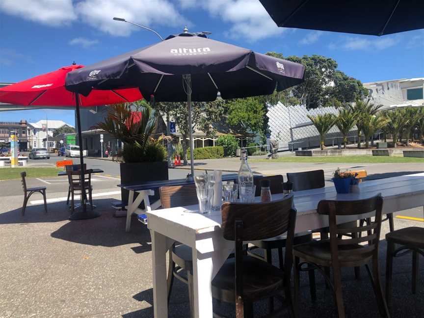 The Landing Cafe, New Plymouth Central, New Zealand