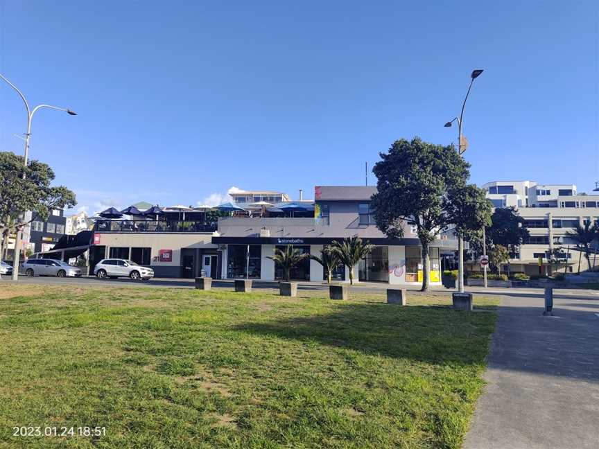 The Landing Cafe, New Plymouth Central, New Zealand