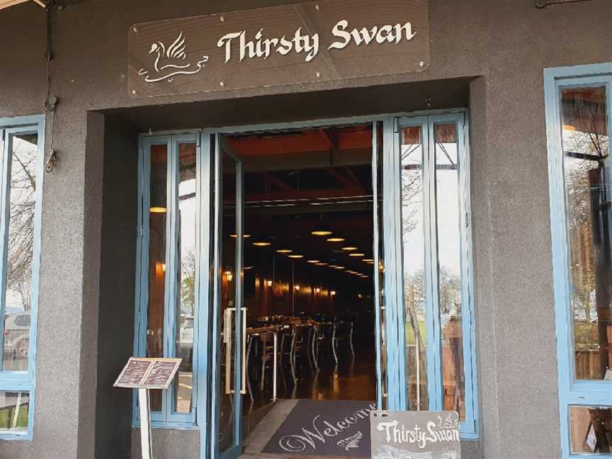 Thirsty Swan, Rotorua, New Zealand