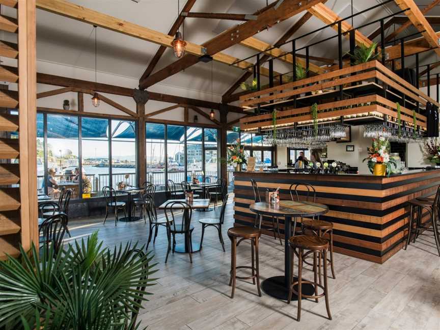 Wharf Bar & Grill, Gisborne, New Zealand