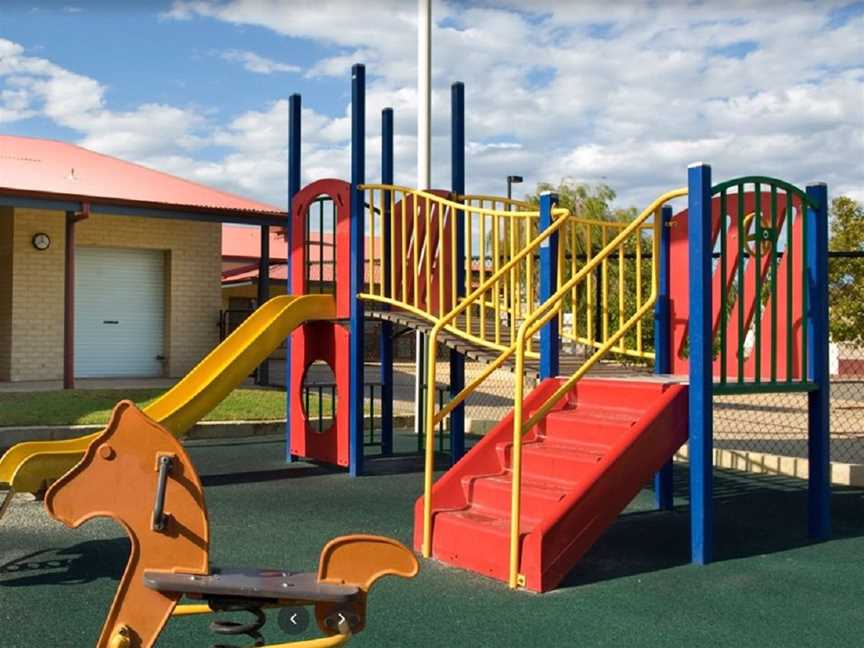 Jenolan Way Community Centre, Local Facilities in Merriwa