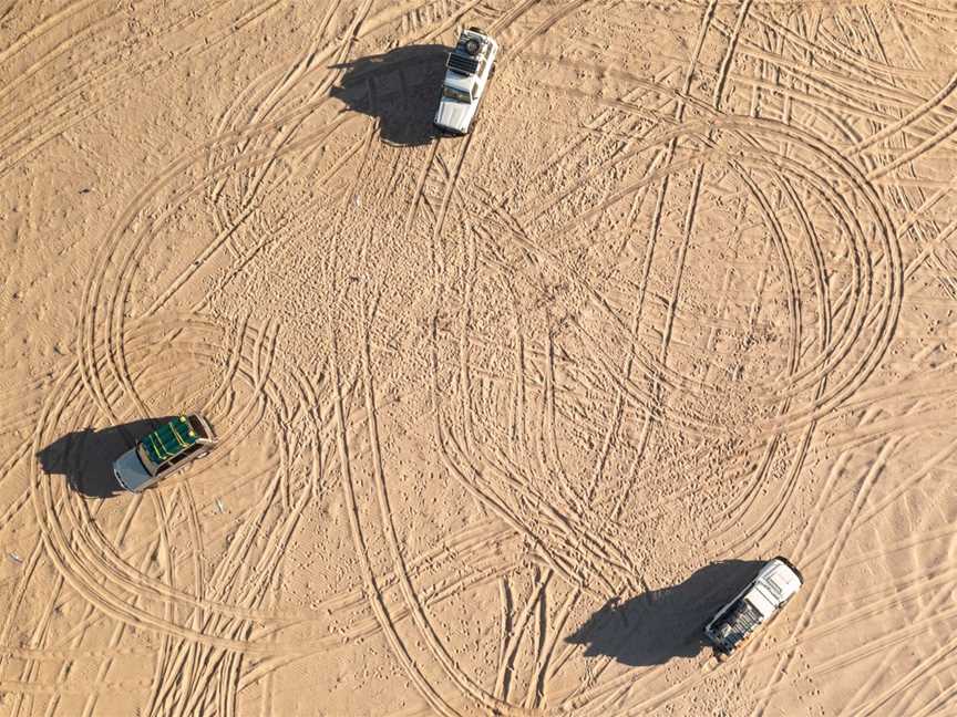 Tracklander roof racks for outback driving