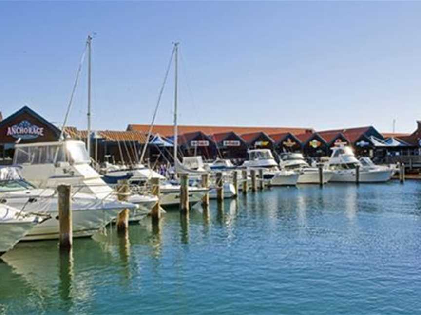 Sorrento Quay , Shopping in Hillarys