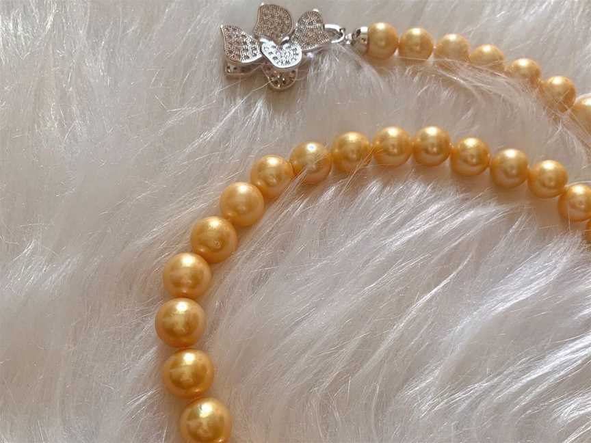 pearl jewellery