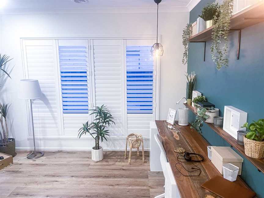 Plantation shutters