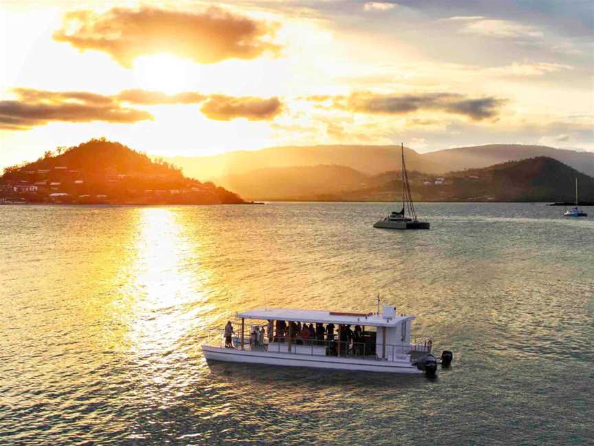 Sundowner Cruises, Airlie Beach, QLD