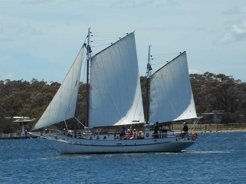 Pearl Lugger Cruises, Nungurner, VIC