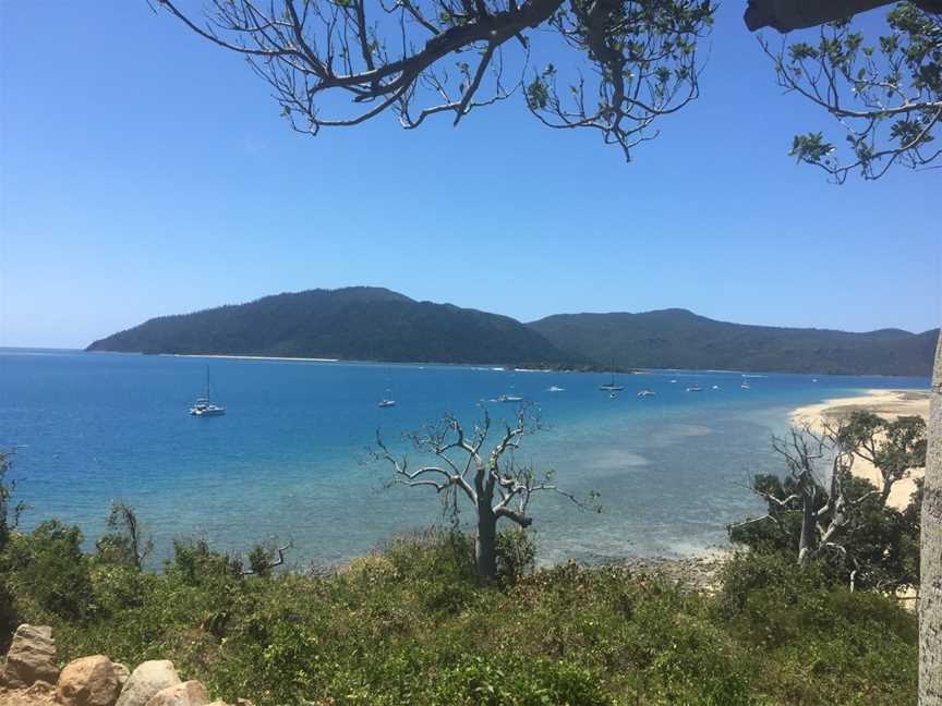 Apollo Adventure Sailing, Airlie Beach, QLD