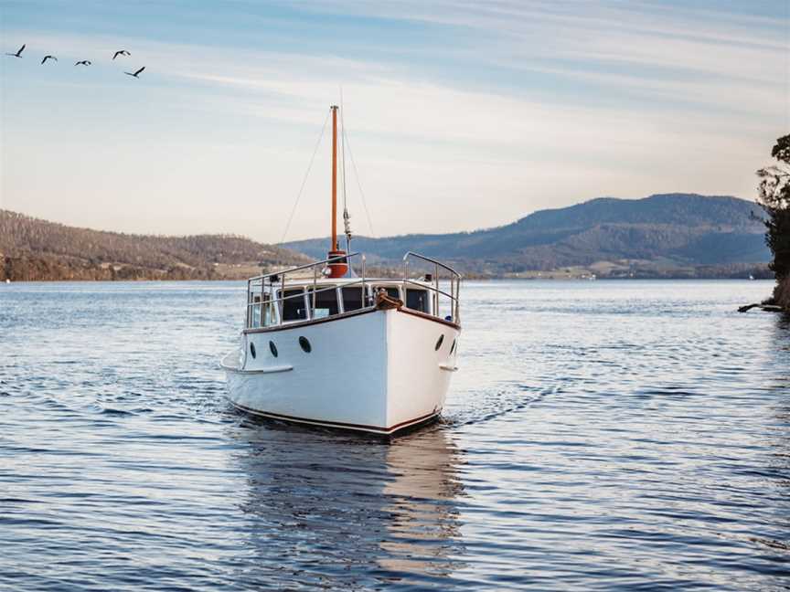 Huon River Cruises, Castle Forbes Bay, TAS