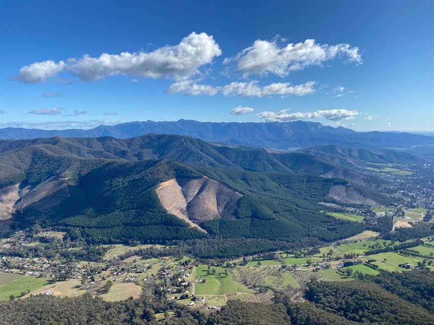 Airology Paragliding, Wandiligong, VIC