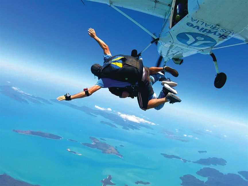 Skydive Airlie Beach, Flametree, QLD