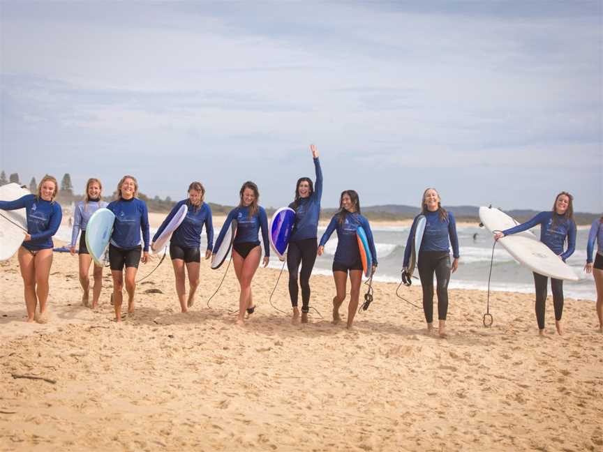 Women Soulful Surf, Caves Beach, NSW