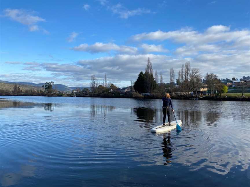 Derwent Valley Standup Paddleboarding, New Norfolk, TAS