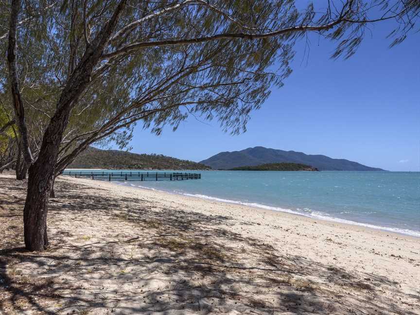 Cedar Creek Waterfalls and Hydeaway Bay Tour, Cannonvale, QLD