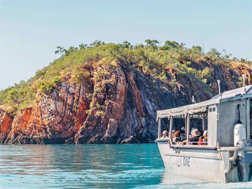 Our Xplorer taking guests up close to the beautiful rock formations of Nares Point.