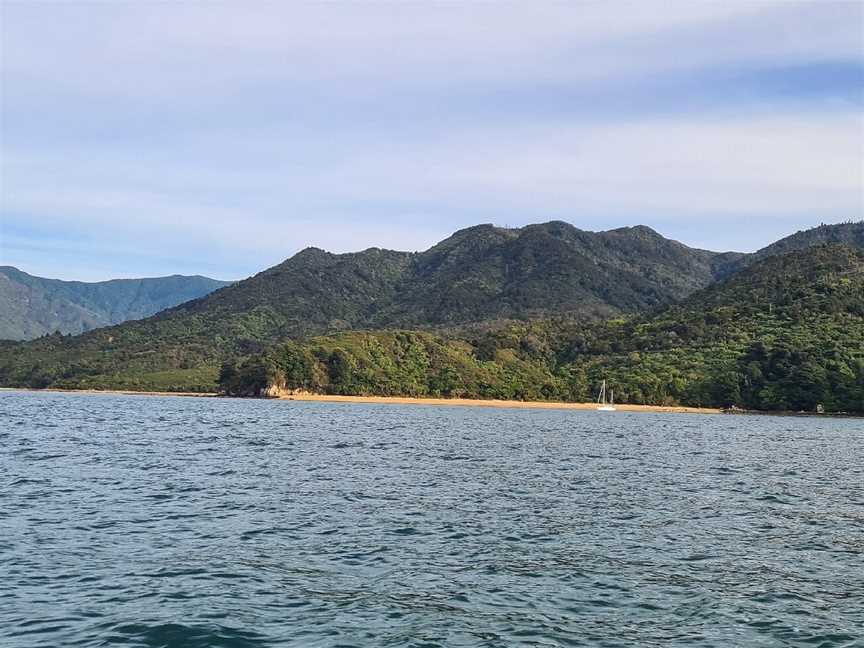 Abel Tasman Guides, Elaine Bay, New Zealand