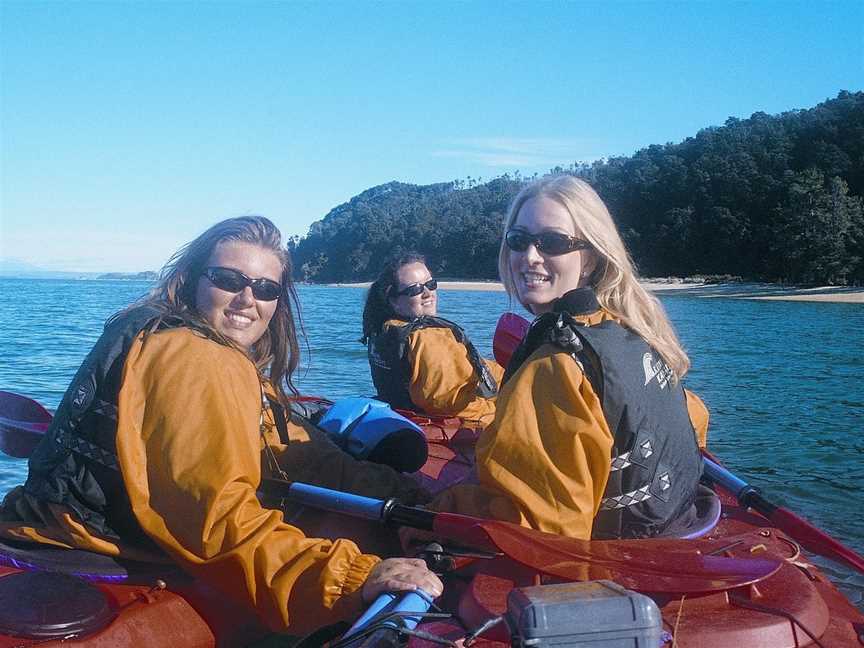 Abel Tasman Kayaks, East Takaka, New Zealand