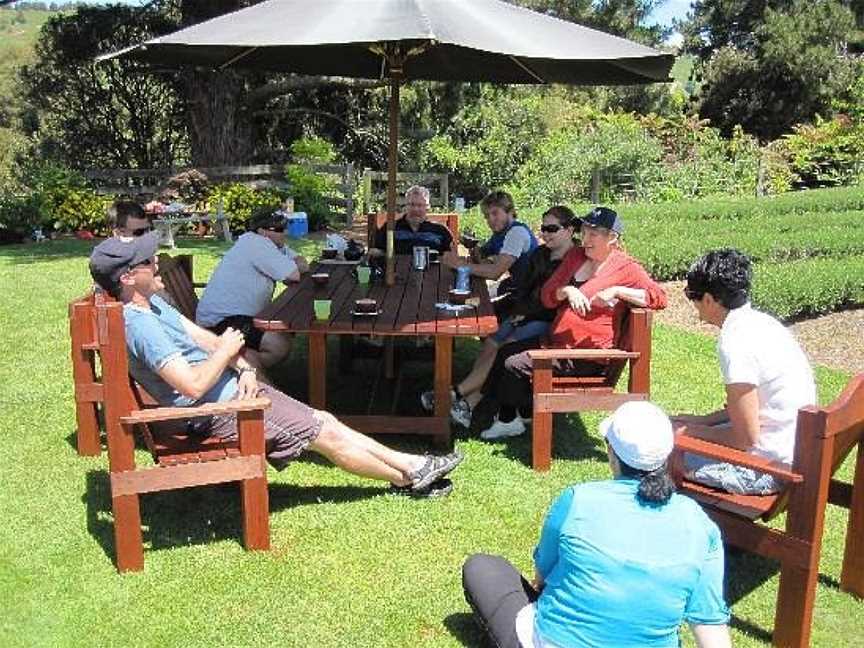 Canoe Safaris Lodge & Whanganui River Tours, Ohakune, New Zealand