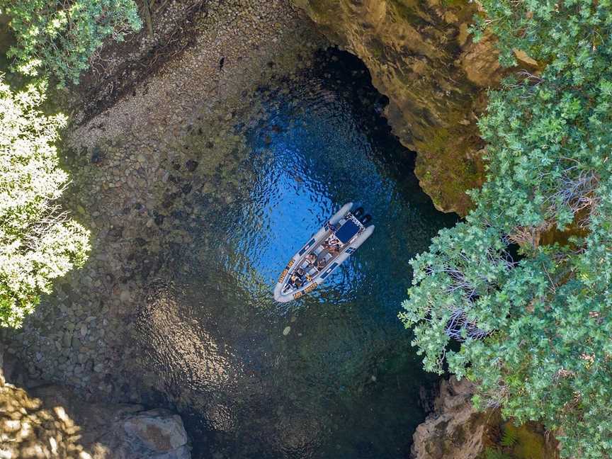 Cave Cruzer Boat Tours, Whitianga, New Zealand