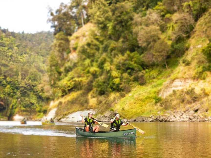 Unique Whanganui River Experience, Tawhero, New Zealand