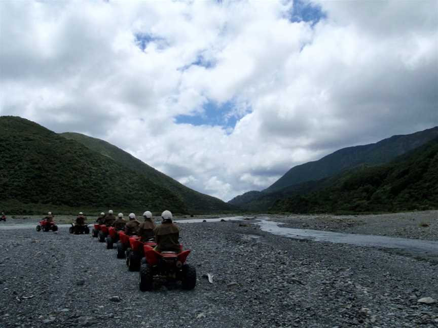 Wellington Adventures, Blue Mountains, New Zealand