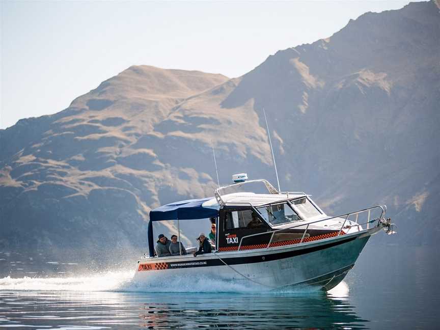 Wanaka Water Taxi and Wanaka 4x4 Explorer, Wanaka, New Zealand