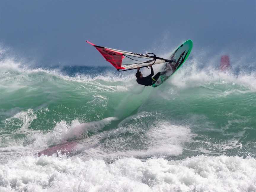 Windsurf Wave Sailing - Taranaki Wave Classic