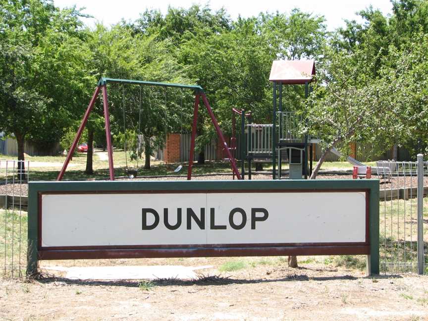 Dunlop ACT sign.jpg