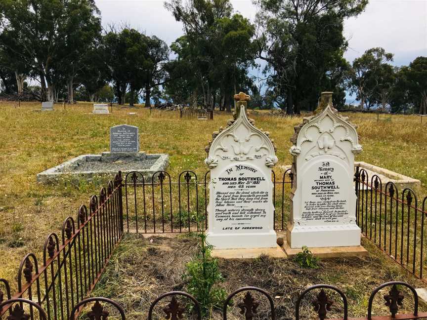 Southwell Family Graves Weetangera