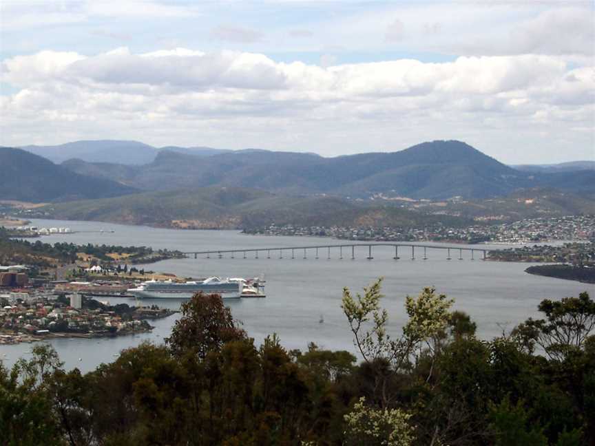 Tasman Bridge