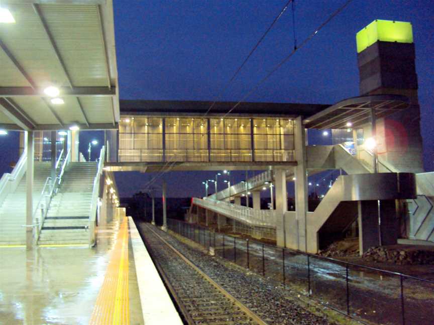 Roxburgh Park Rail Station3