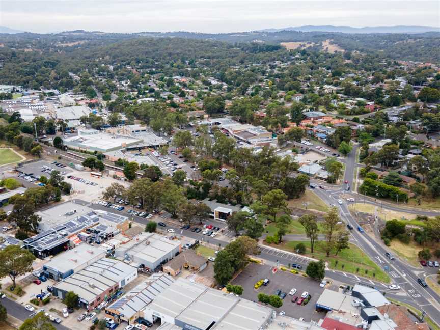 View of central Diamond Creek looking north-east.jpg