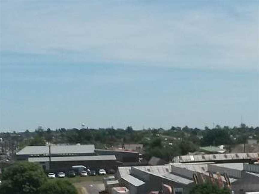 View west over Wendouree from the showgrounds.jpg