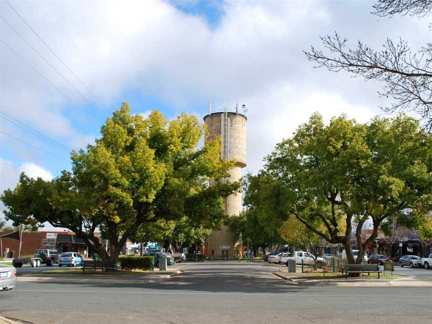 Mooroopna Main Street.JPG