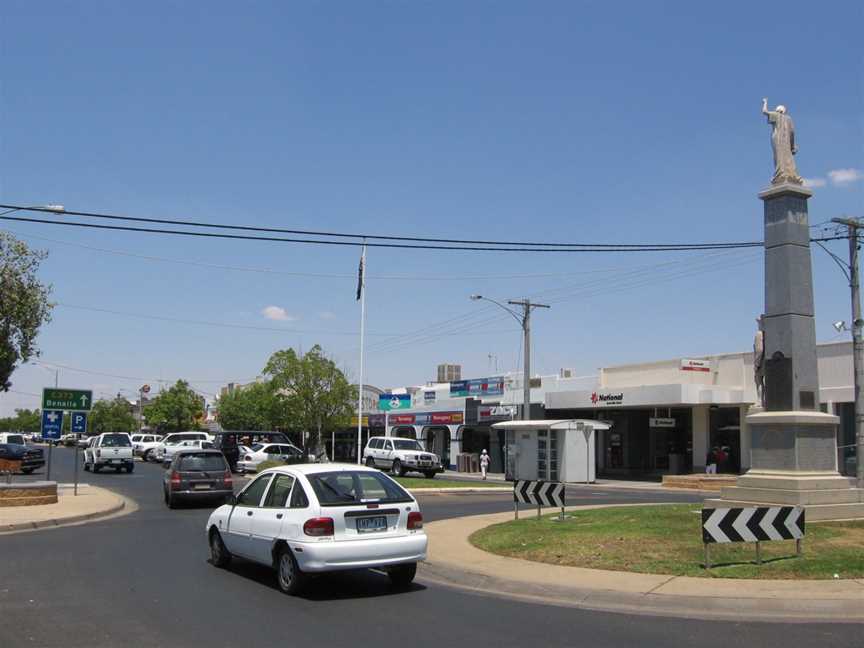 YarrawongaStreetscape.JPG